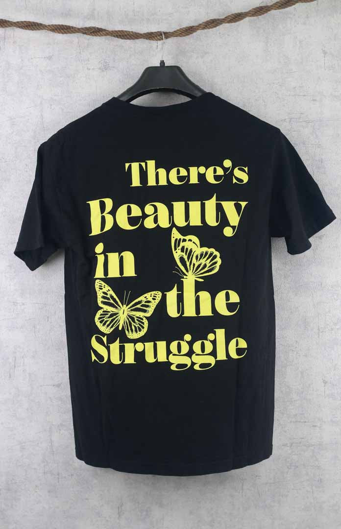 black color t-shirt