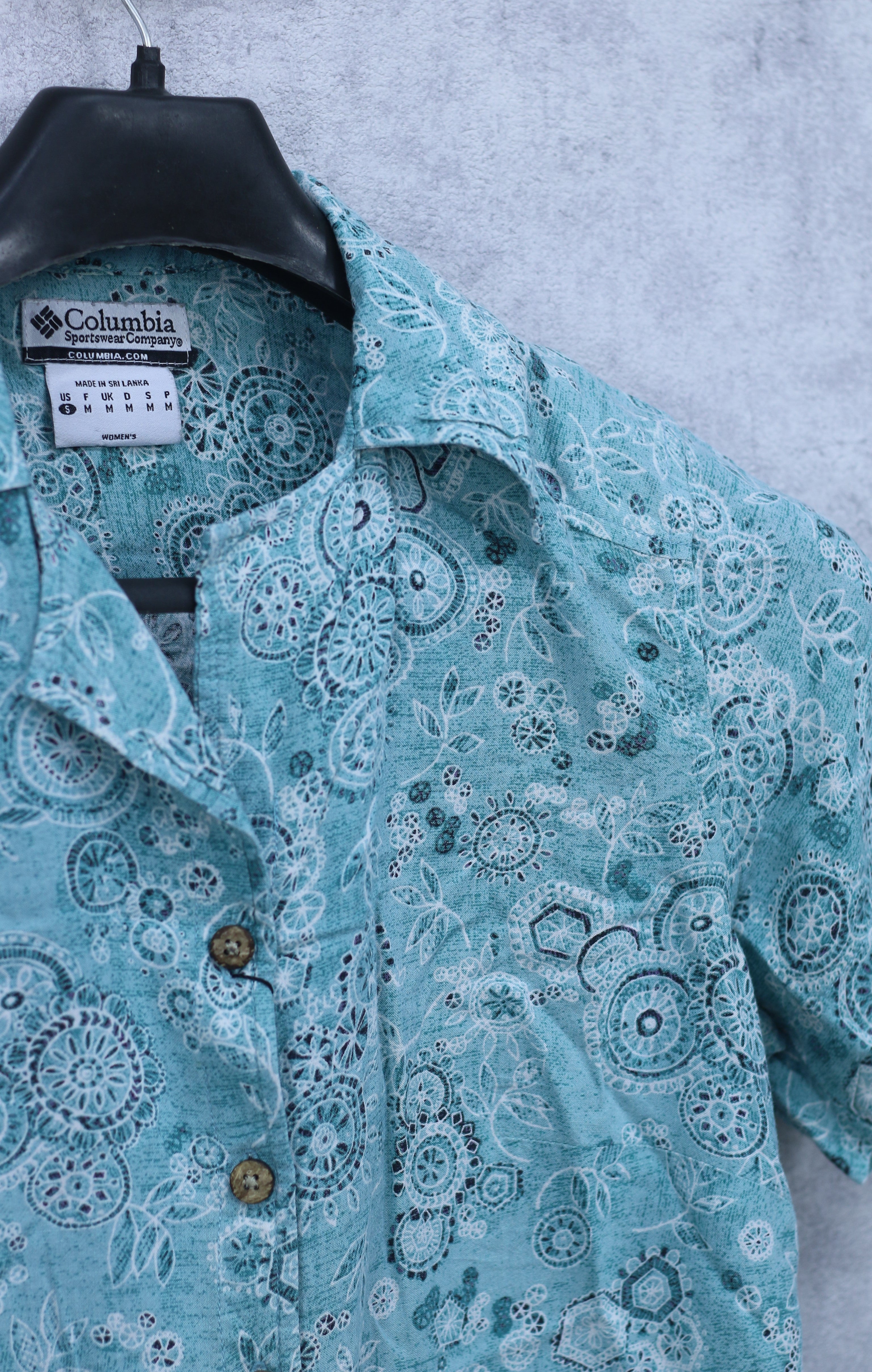 COLUMBIA Shirt