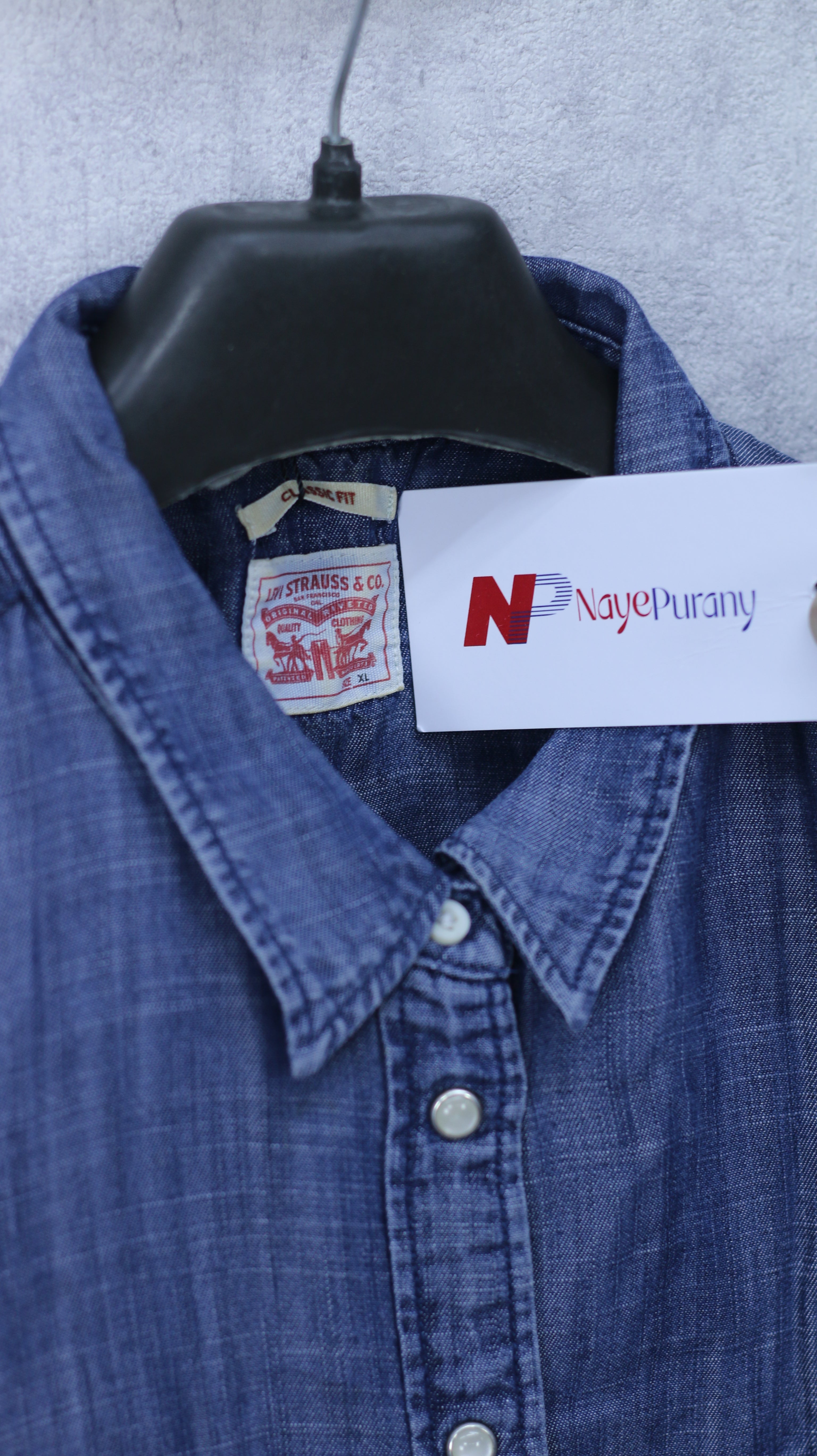 Classic fit levi Strauss & co. Shirt