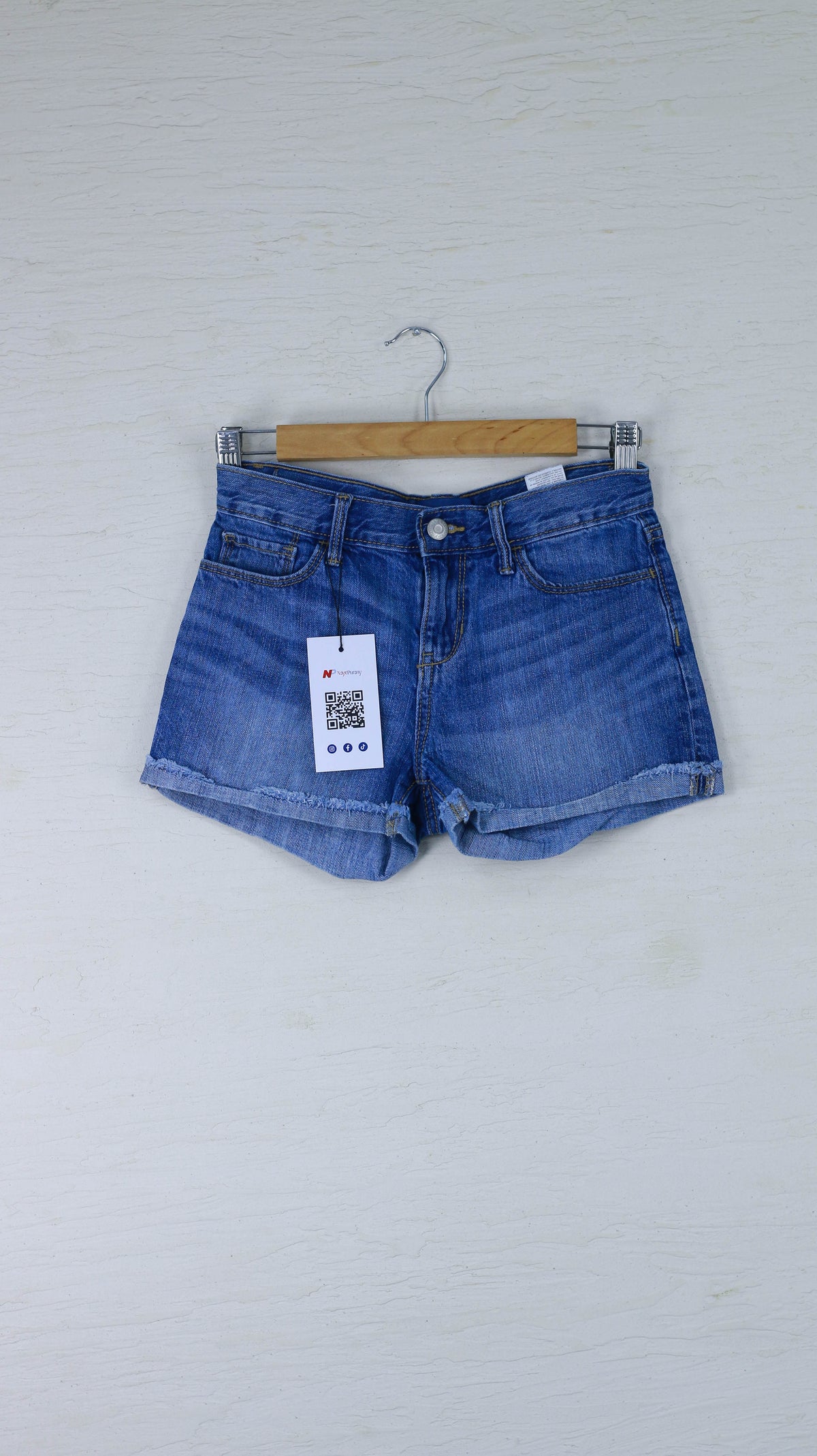 Old Navy  women shorts