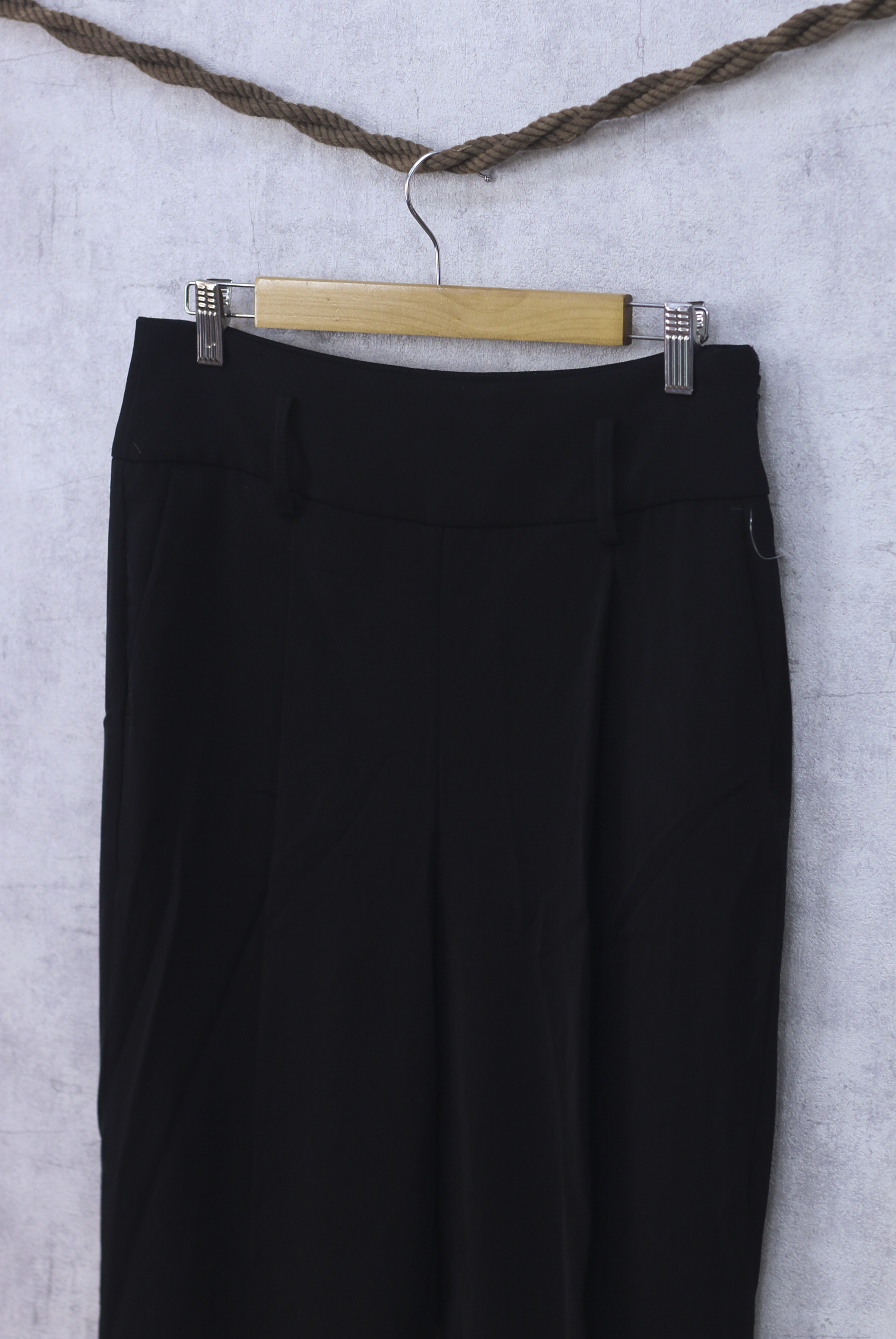 Maison Cinqsent Women's Pants