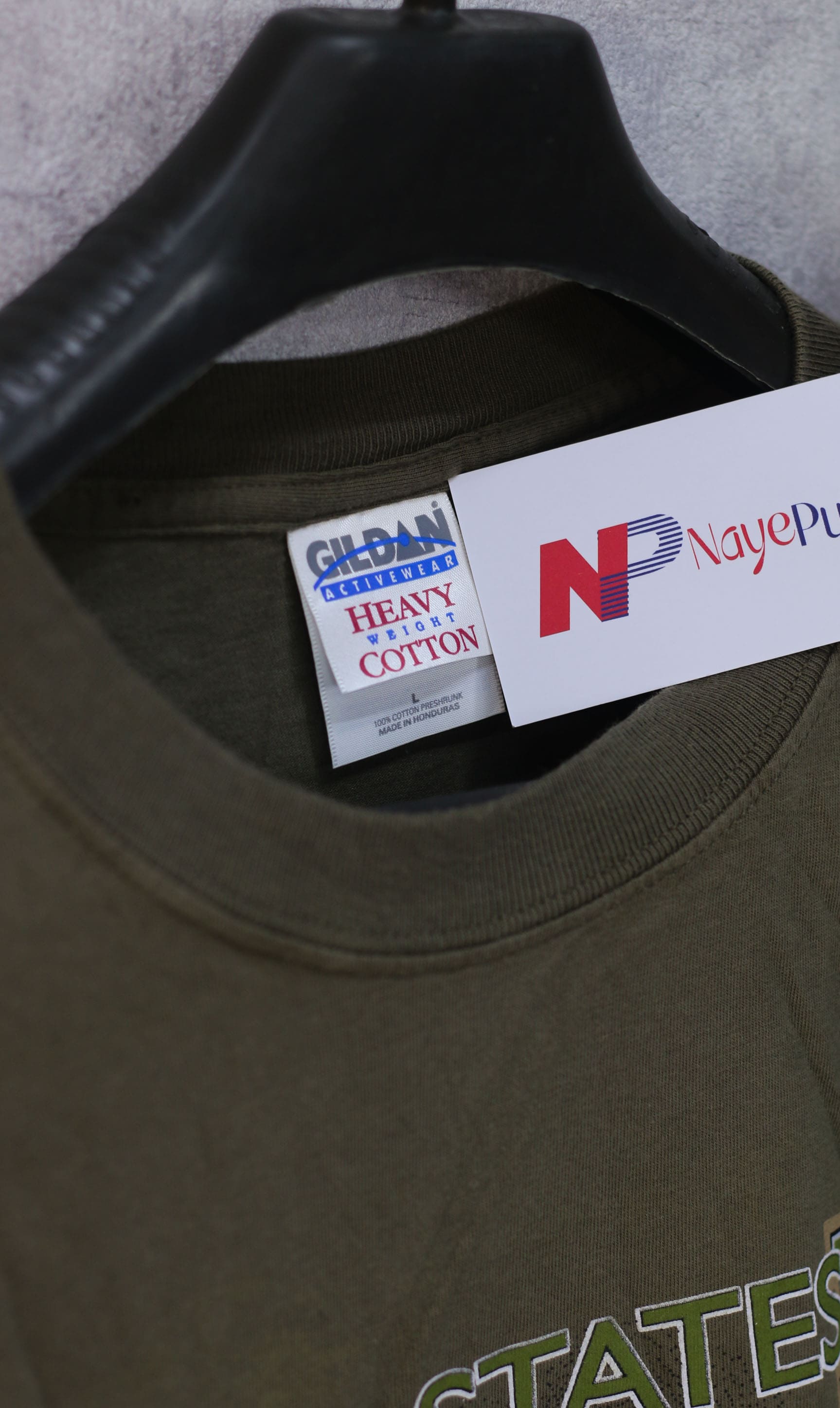 Gildan Activewear T-Shirt