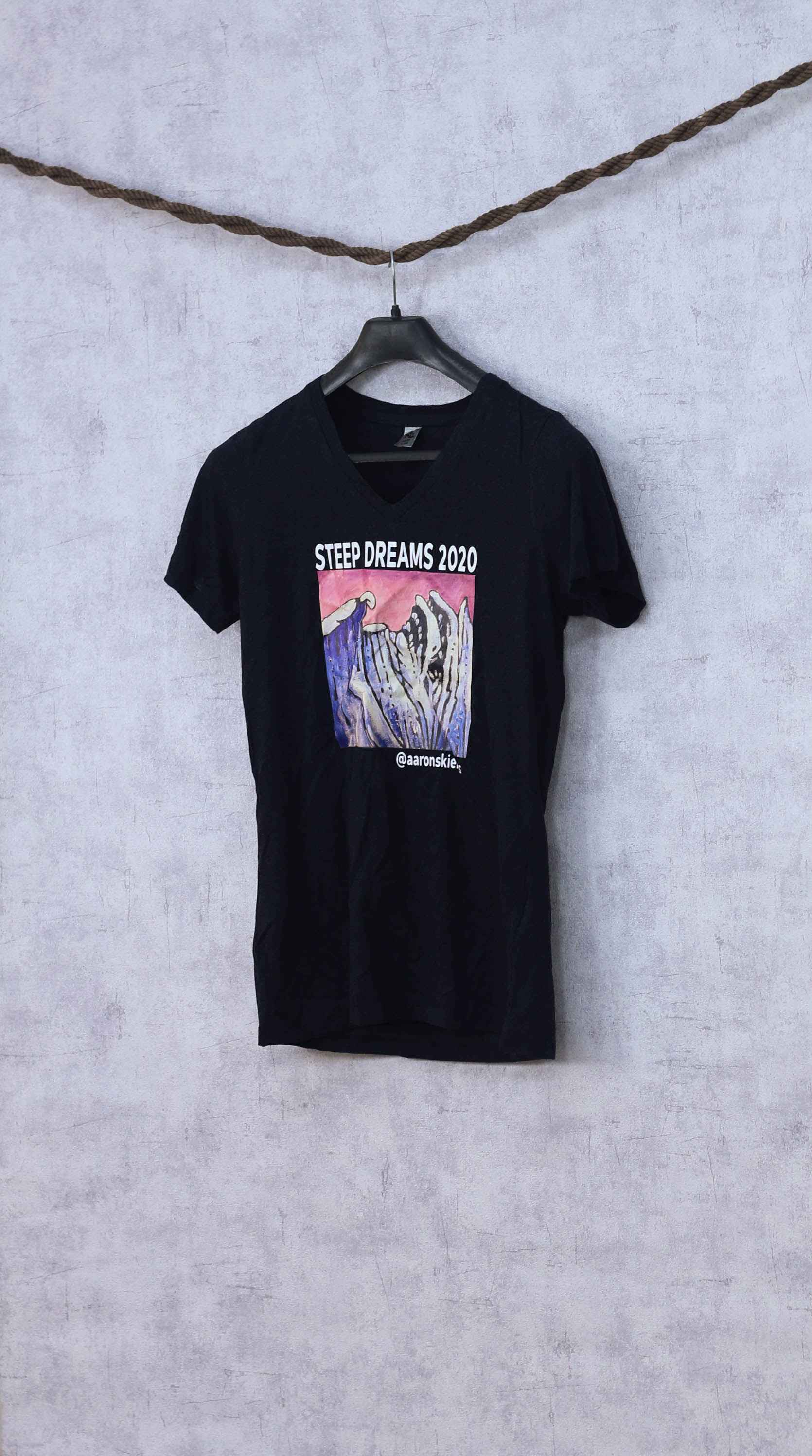 KOI T-shirt