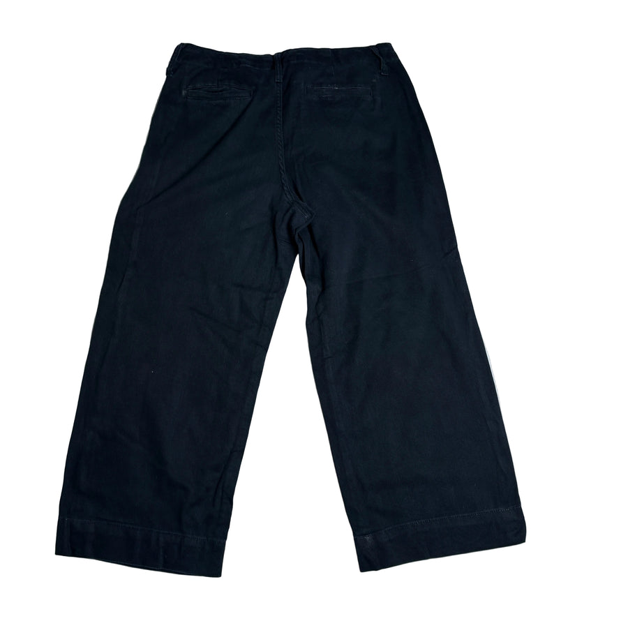 a. new day Baggy Pant
