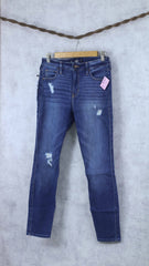 HOLLISTER