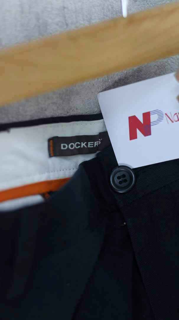 DOCKER'S