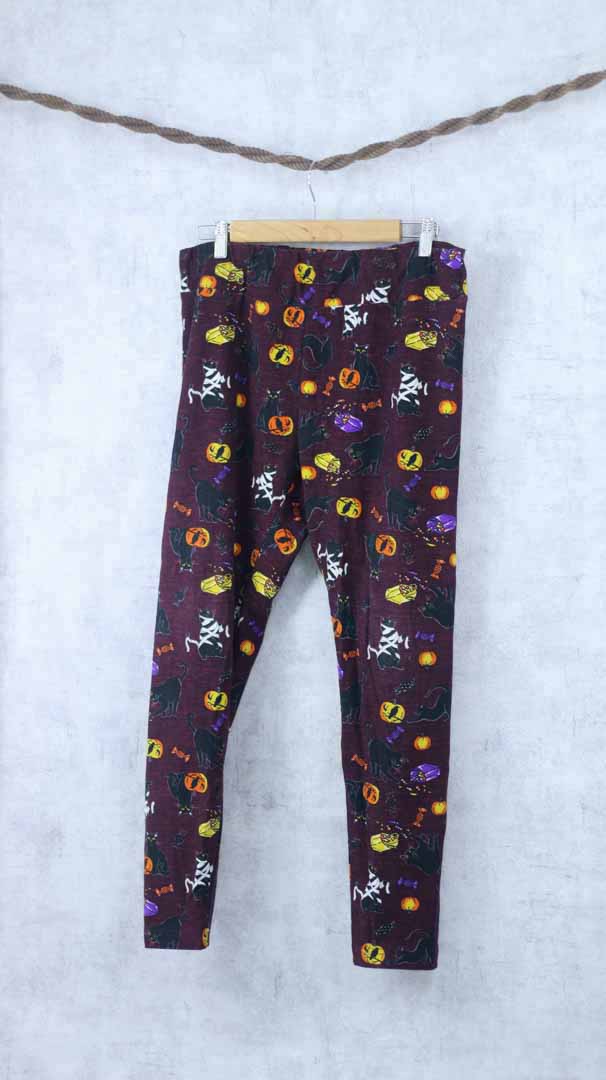 Way to Celebrate Halloween Leggings