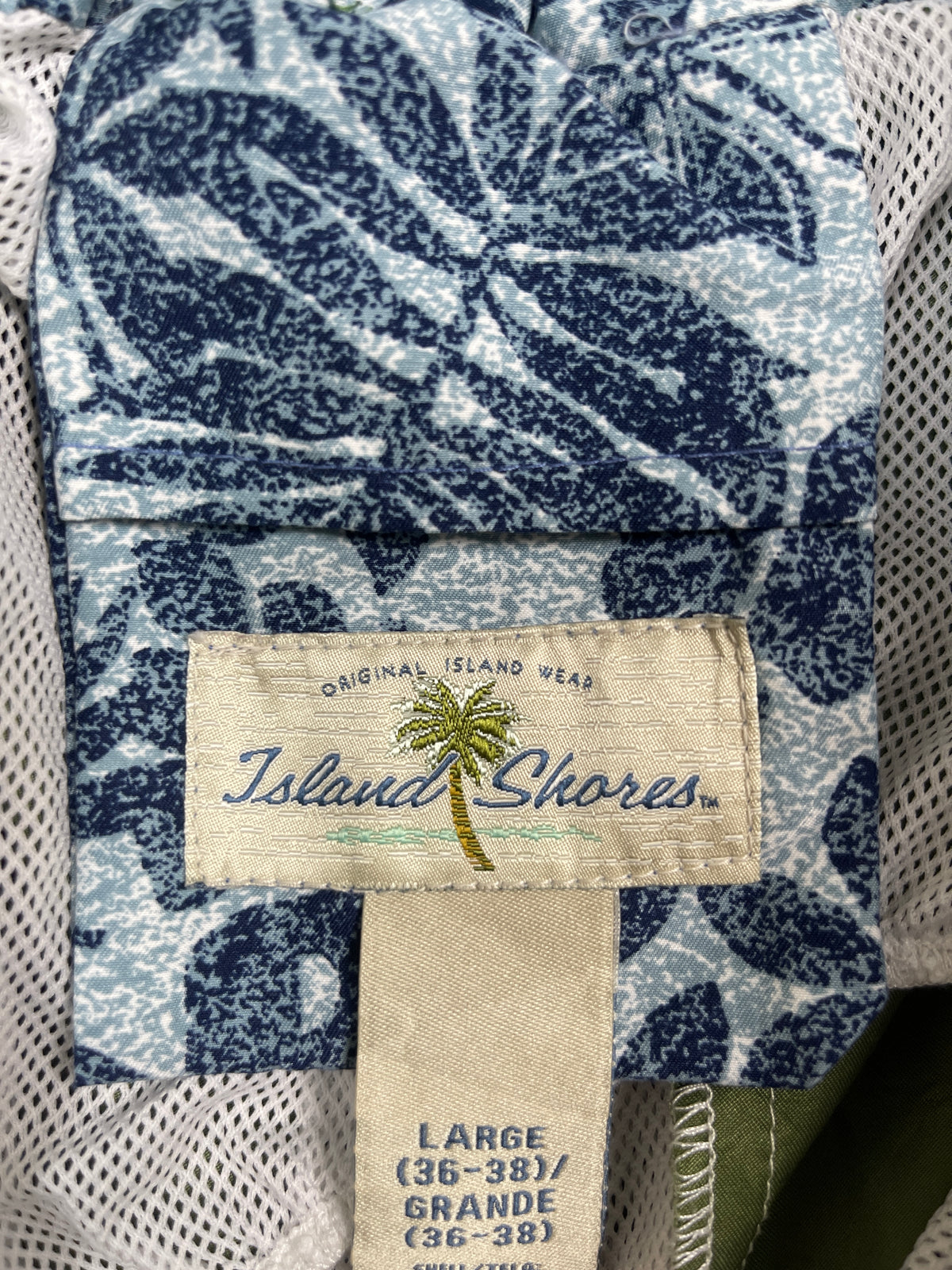 Island share shorts