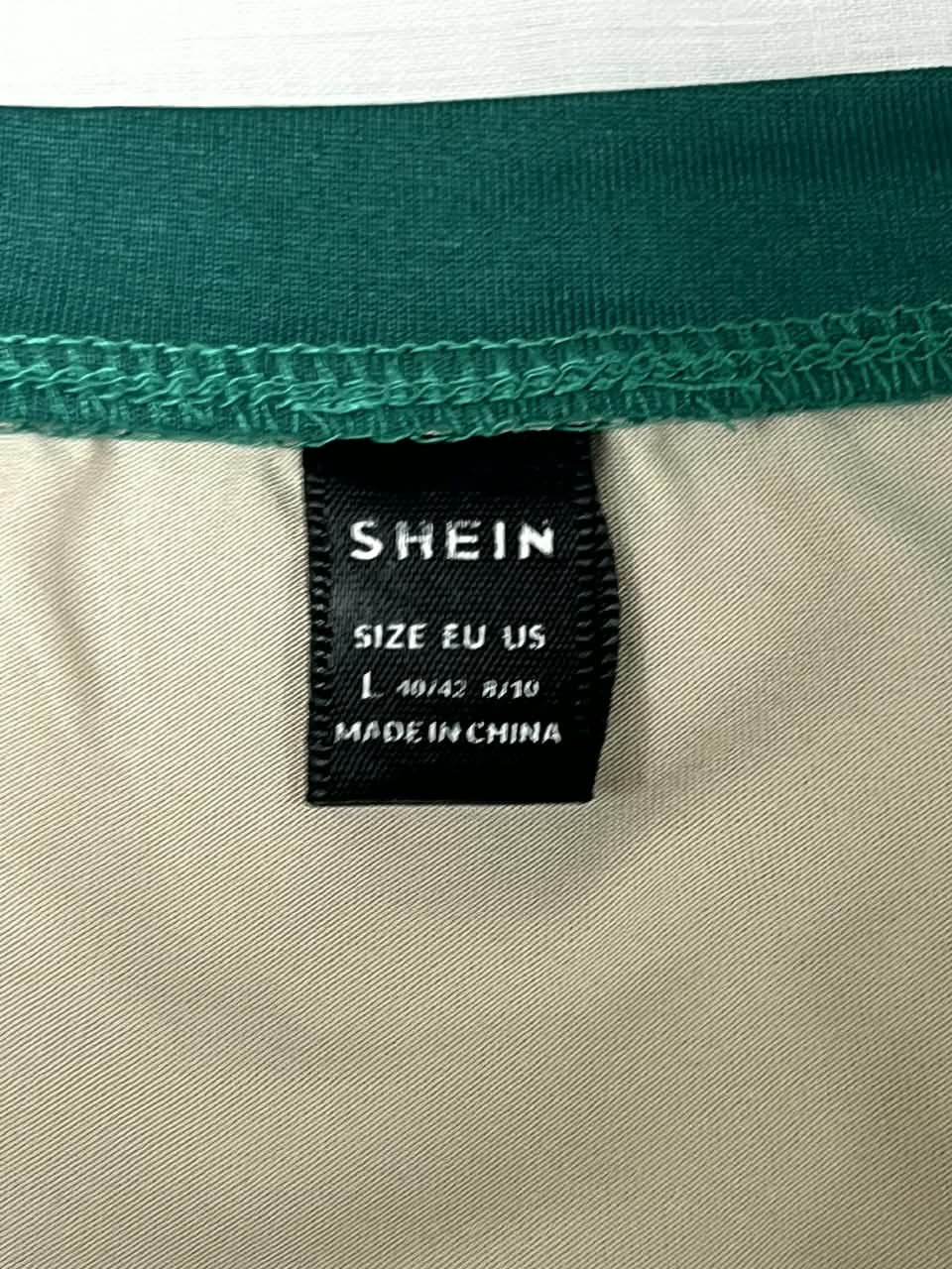 SHEIN T-Shirt