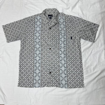 Gotcha ButtonUp Geometric Pattern